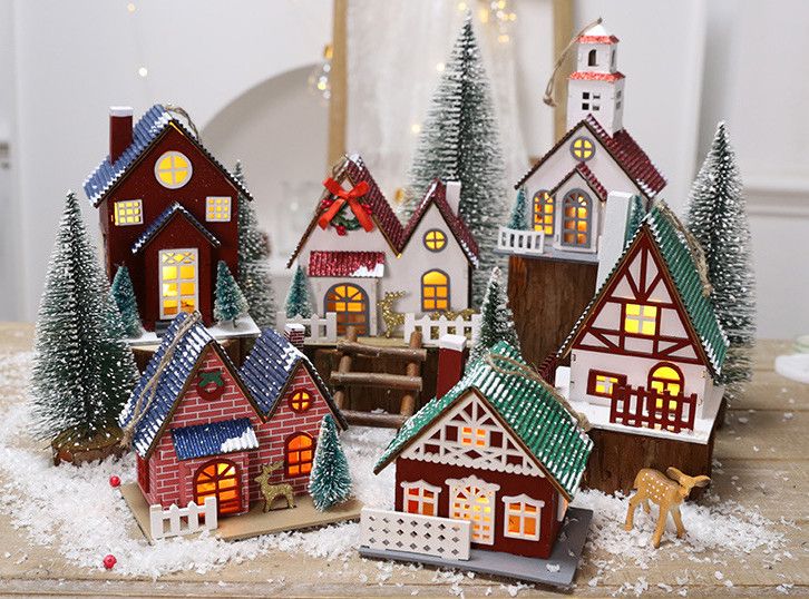 Creative Christmas Tree Blind Box Desktop Ornaments Wooden House Family Pendant.